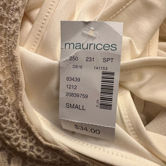 Maurice Women's Size Small Flowy Cream Lace Blouse - Picture 6 of 8